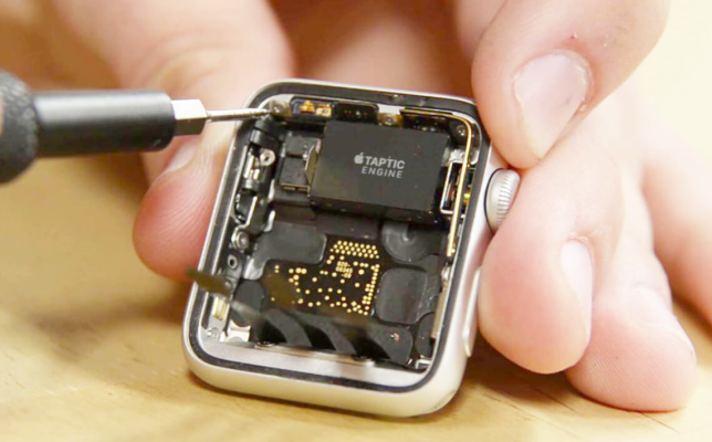 Thay pin Apple Watch Thái Nguyên
